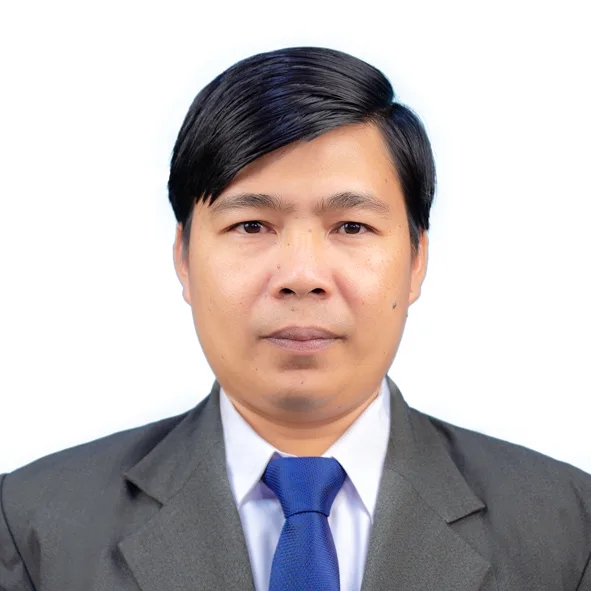 លោក សាម ខួច